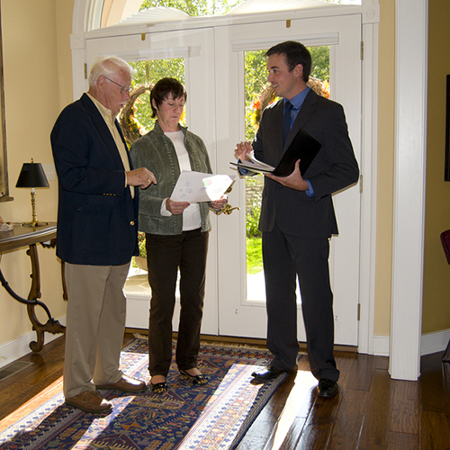 Kundenberatung bei Senioren